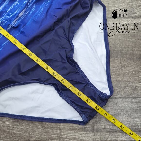 Adisputent Cross Front One Piece Swimsuit Size L - Picture 4 of 5